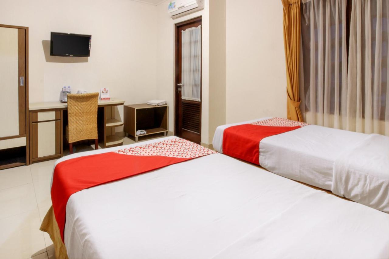 Oyo 167 Dago'S Hill Hotel Bandung Buitenkant foto